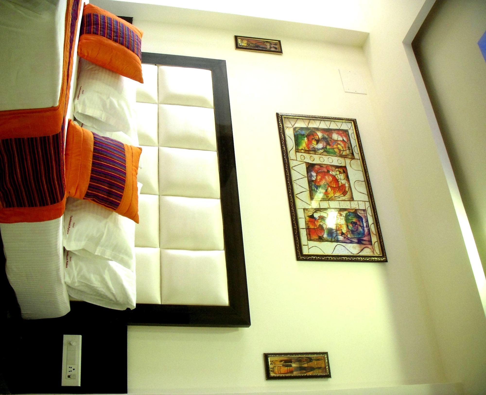 Hotel Tashkent Palace - Near New Delhi Railway Station Εξωτερικό φωτογραφία