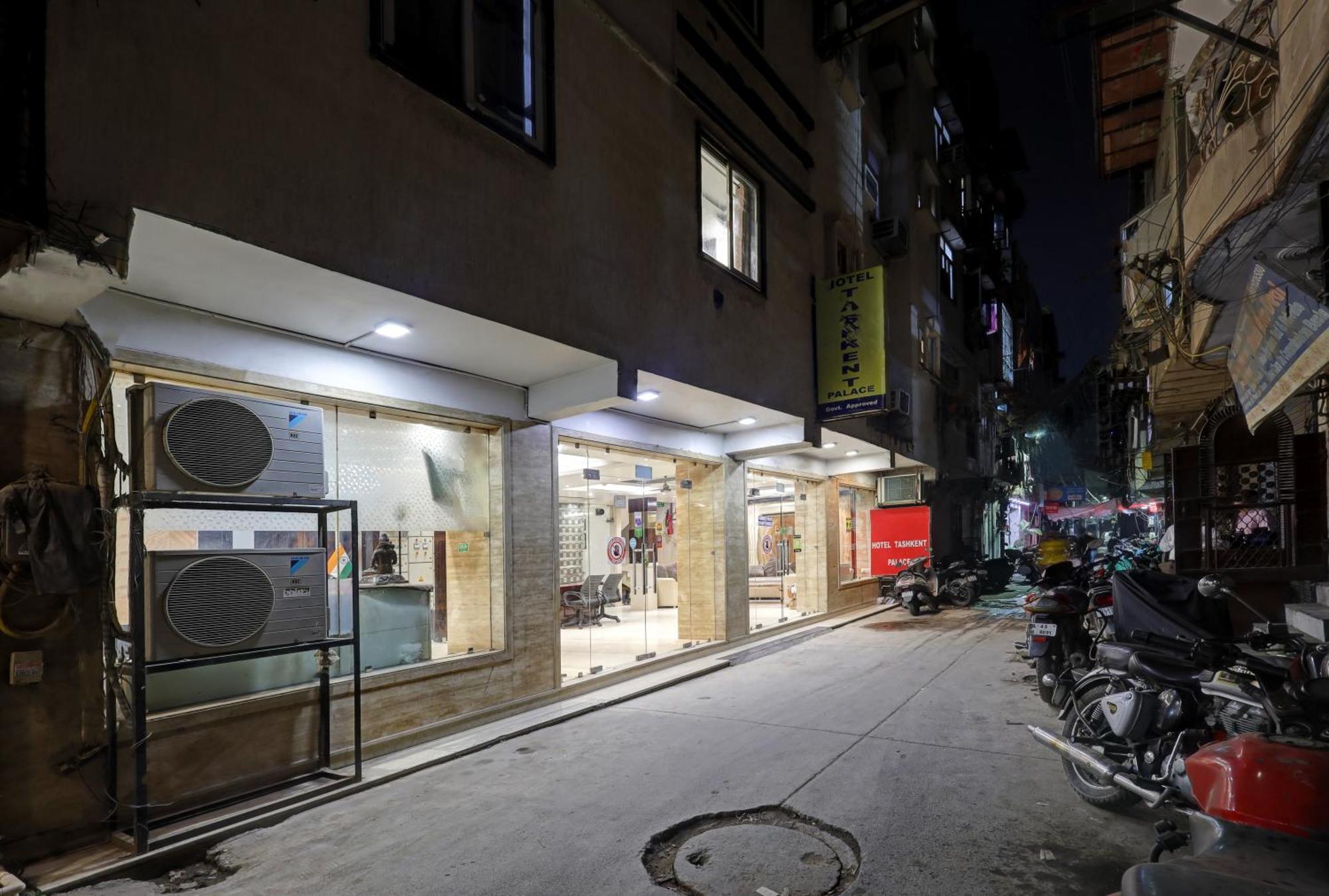 Hotel Tashkent Palace - Near New Delhi Railway Station Εξωτερικό φωτογραφία