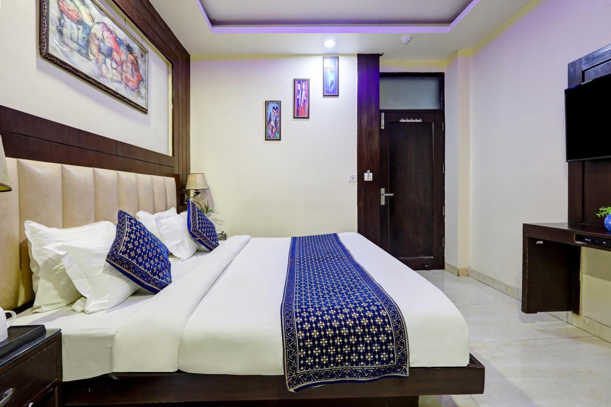 Hotel Tashkent Palace - Near New Delhi Railway Station Εξωτερικό φωτογραφία