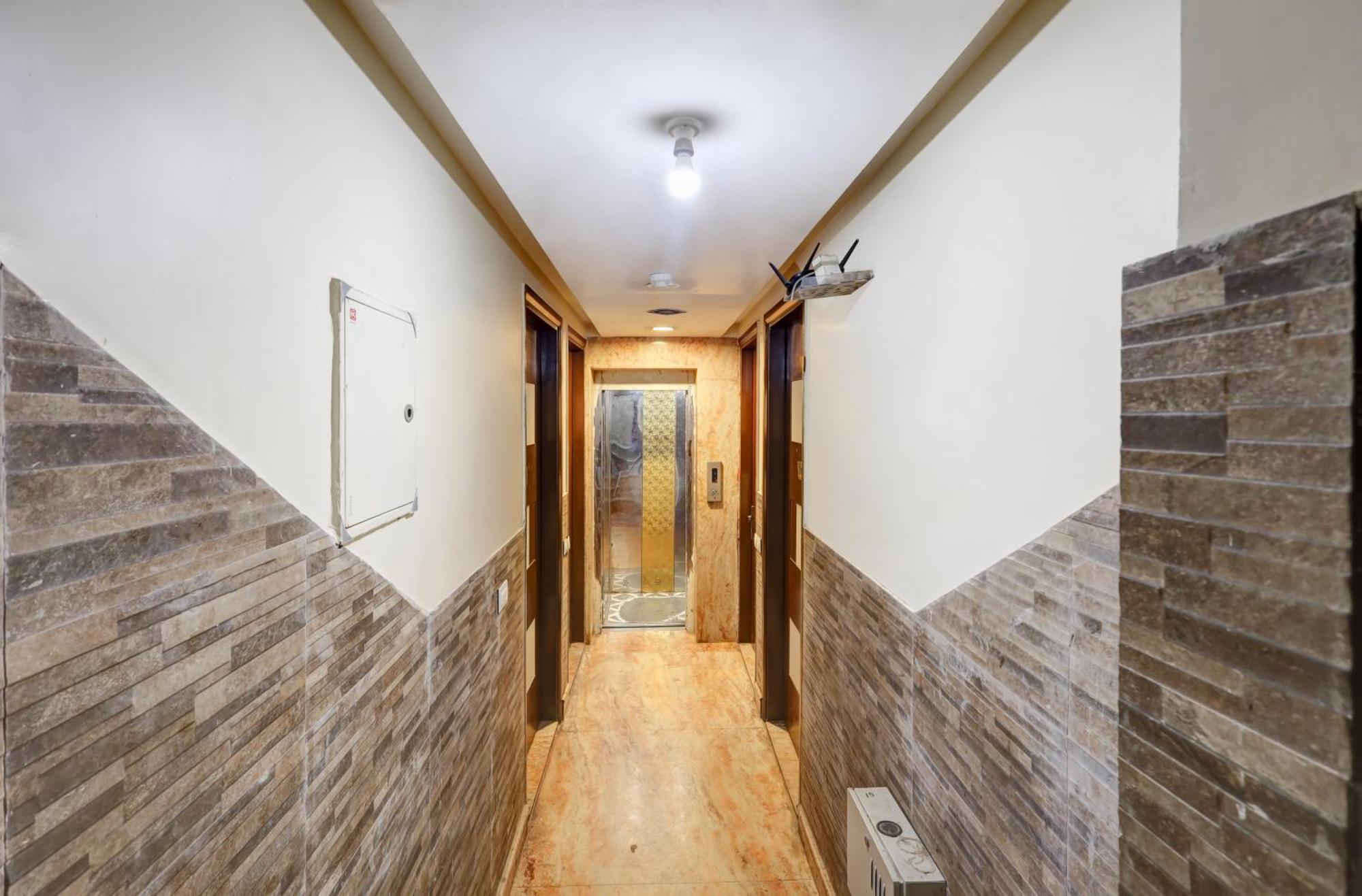 Hotel Tashkent Palace - Near New Delhi Railway Station Εξωτερικό φωτογραφία
