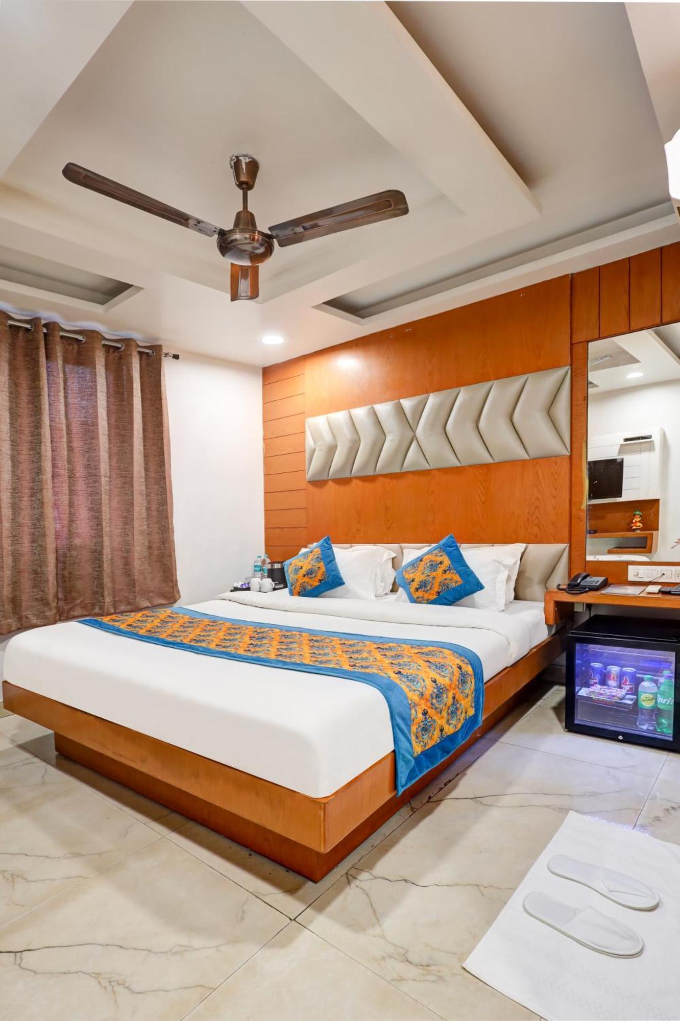 Hotel Tashkent Palace - Near New Delhi Railway Station Εξωτερικό φωτογραφία