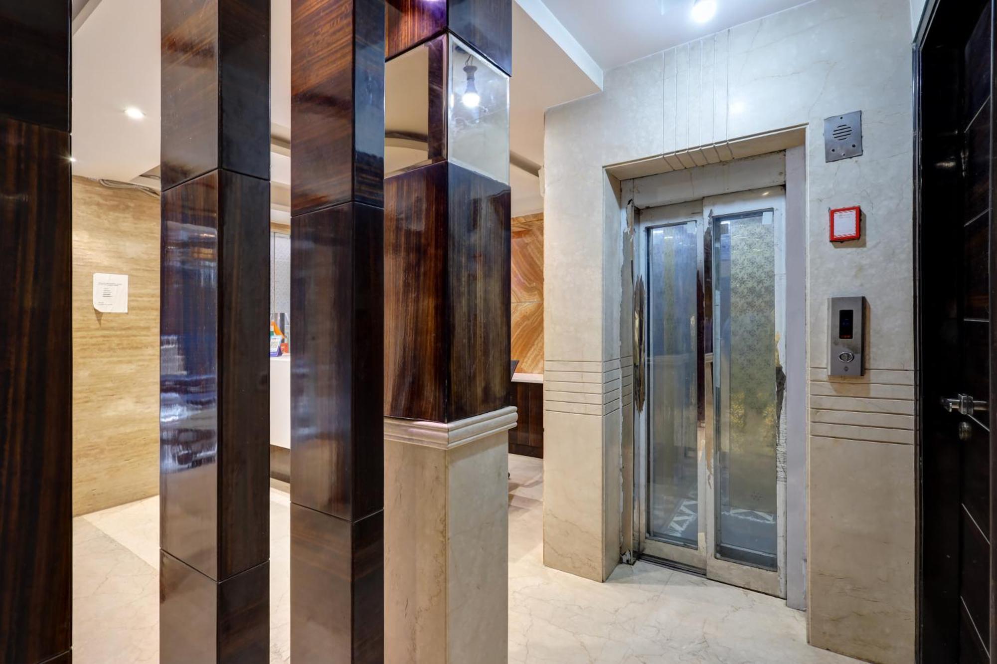 Hotel Tashkent Palace - Near New Delhi Railway Station Εξωτερικό φωτογραφία